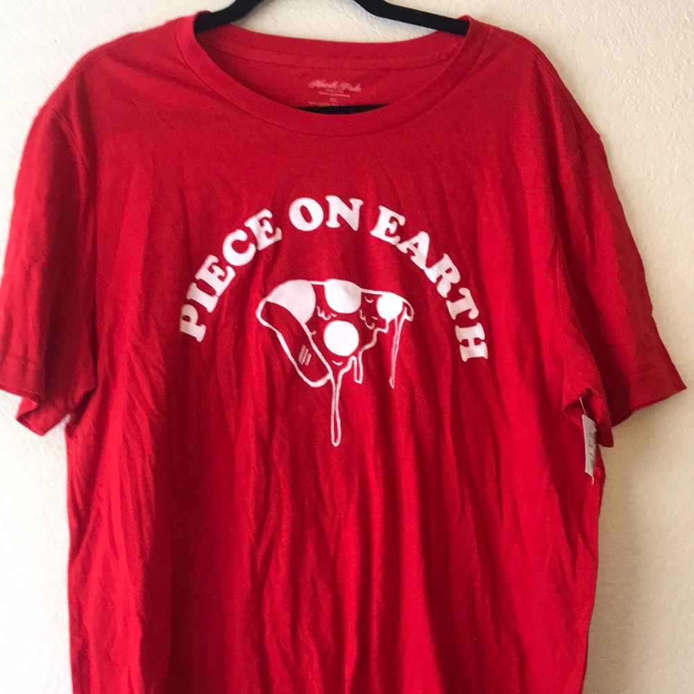 ‼️🌟NWT/NEVER WORN🌟‼️ “Piece on Earth” Tee 🍕🌎